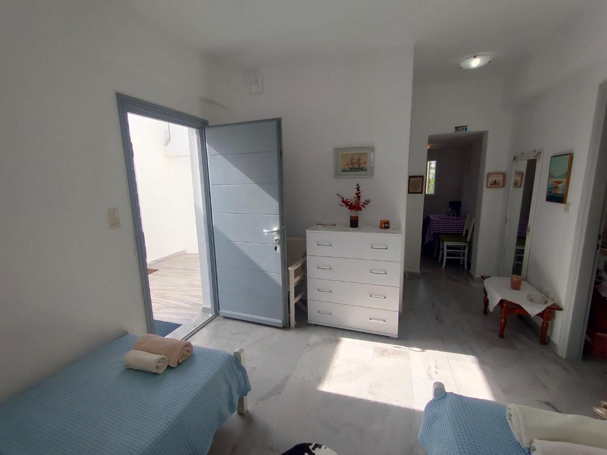 Kiki'S Dream Apartment Balcony With Sea Views Chrisi Akti  Ngoại thất bức ảnh